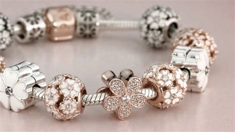 Whatever you're shopping for, we've got it. Introducing a brand new collection of PANDORA Rose ...