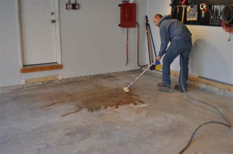 How To Paint An Epoxy Concrete Floor Coating Quikrete