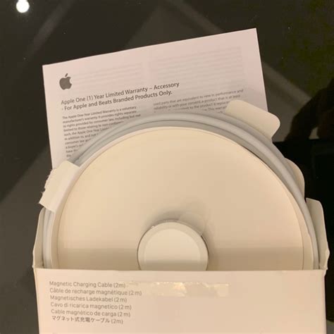 Apple Watch 磁性充電連接線 2m 2米 原廠 線材未使用，接近全新僅開封取出，附盒裝，未附插座充電頭 蝦皮購物
