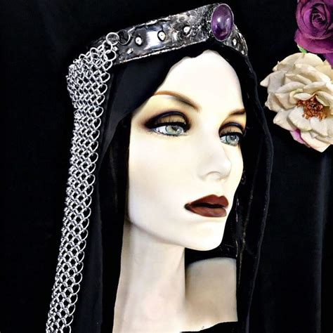 Pin By Pinner On Sorceress And The Stone Sorceress Fashion Crown