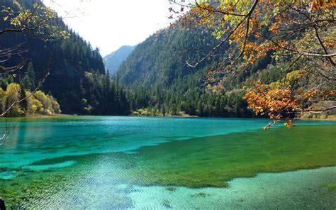 Descargar El Parque Nacional De Jiuzhaigou Verano Montaña Lago
