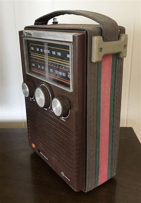 Vintage portable radio | Collectors Weekly