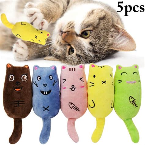 14 Best Cat Chew Toys Your Kitty Will Love I Discerning Cat