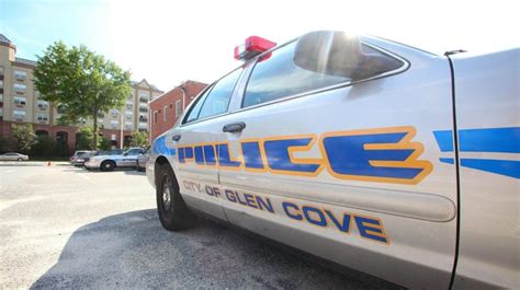 Glen Cove City Council Oks 5 Year Contract With Police Union Newsday
