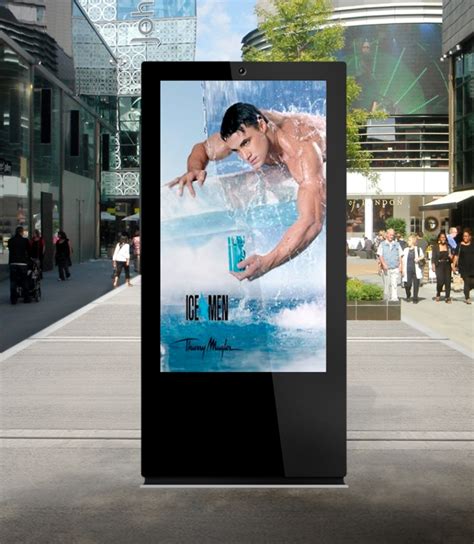 Multitouch Tables And Kiosks 93 Ds65o Outdoor Digital Signage Totem