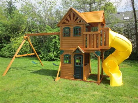 Maybe you would like to learn more about one of these? Schaukel mit Rutsche - Spaß am Spielplatz! - Archzine.net