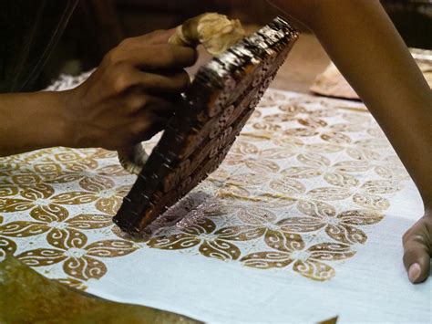 Mengenal Batik Klasik Vs Modern Dari Sejarah Teknik Pembuatan Dan