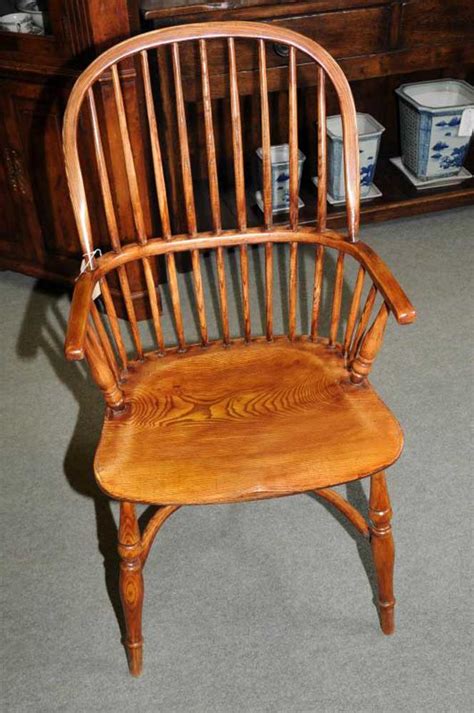 These classic wooden chairs are great for everyday meals and casual entertaining. 6 Windsor Bow Back Kitchen Dining Chairs Windsors