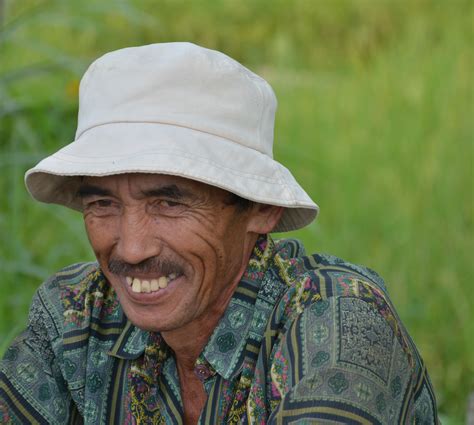 Gambar Manusia Orang Orang Orang Tua Asia Topi Pakaian
