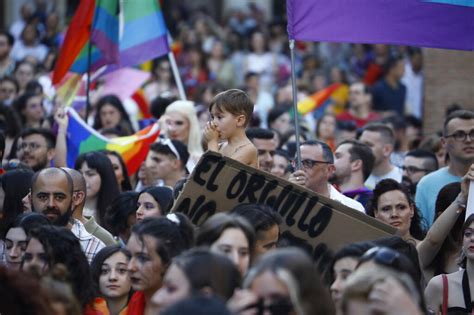 la marcha del orgullo lgtbiq de córdoba en imágenes