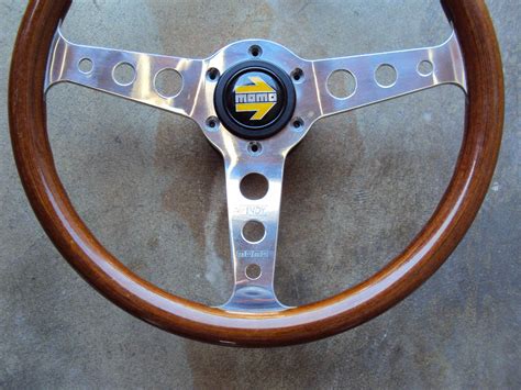 A pinion controlled by the driver turning the steering wheel catches on the teeth of the steering rack, causing the wheels to turn. MOMO Super Indy Wood Steering Wheel 345mm - ORIGINATOR|OG ...
