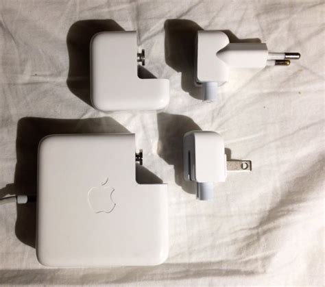 I Love This The Way Apple Makes Their Chargers With The Same Modules
