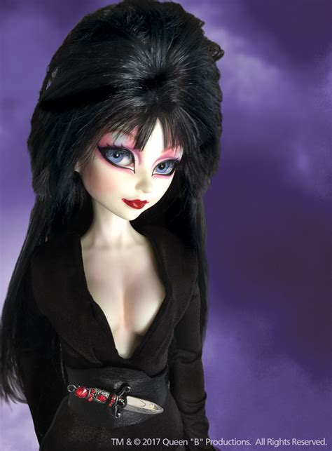 DollStories Elvira Halloween Beauty Elvira Movies Beautiful Dolls