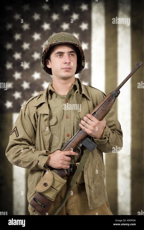 Portrait Of Young American Soldier Ww2 Stock Photo Alamy