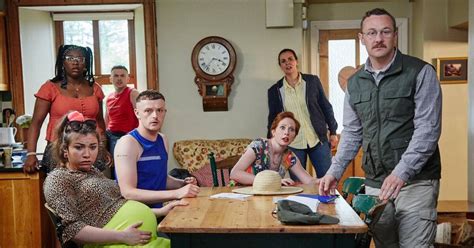 Meet The Young Offenders Cast Confirmed For Hilary Roses Live Cork Opera House Show