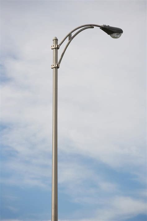 Enlighten Your Home Exterior By Use Of Street Light Warisan Lighting