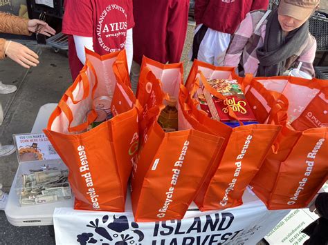 Aylus Roslyn Participates In Island Harvest Food Bank 1st On November