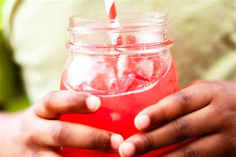 This sparkling mint limeade is refreshing, citrusy, bubbly, and most definitely the drink of the summer! Watermelon Limeade | Recipe in 2020 | Limeade, Watermelon ...