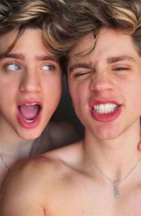 Tumblr Martenez Twins Cute Twins Cute Gay Couples Lgbt Martinez Brothers Emilio And Ivan