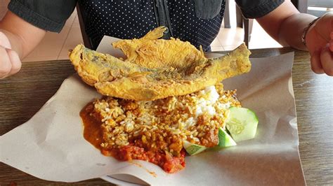 Последние твиты от nasi kukus tonggek senawang (@nktsenawang). 10 Halal Food Delights To Try In Shah Alam (2020 Guide)