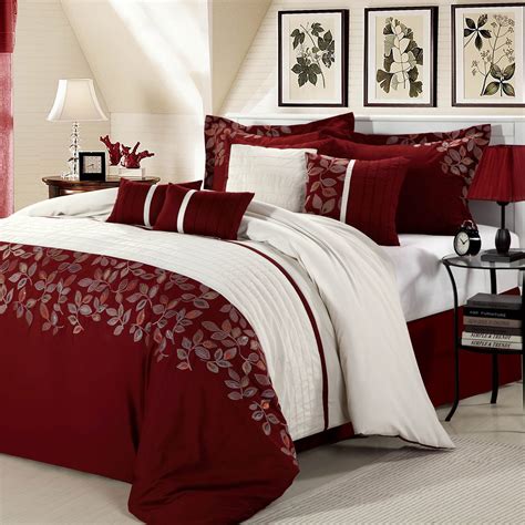 Deep Red With White Bedding Set Featuring Leaves On The Edges