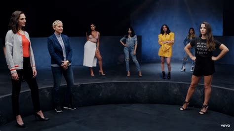 Olympic gymnast aly raisman caught up with aol over the phone to discuss her new campaign with olay as well as self care and the 2020 olympic games. Gal Gadot y Aly Raisman en nuevo vídeo de Maroon 5