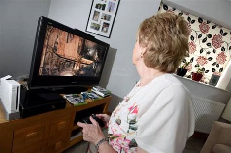 72 year old gaming grandma possibly the best grandma in the world ladbible
