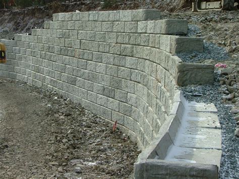 Large Concrete Retaining Wall Blocks