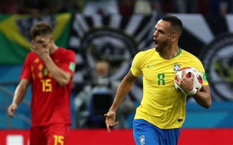 Lo curioso del caso es que renato augusto no solo estaba en el banco, sino que además había entrado a la cancha hacia tan. Ex-Corinthians, Renato Augusto vira assunto mais comentado ...