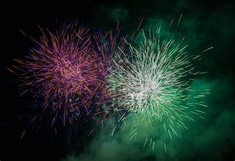 Fireworks Sparks Explosion Light Cloud Green Hd Wallpaper Peakpx