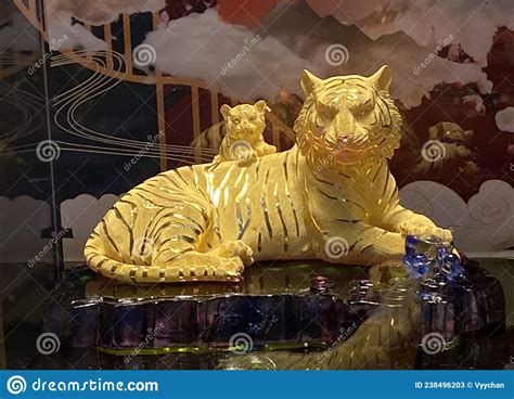 Chinese Zodiac Animal Tigers Year Of The Tiger Gold Sculpture Golden