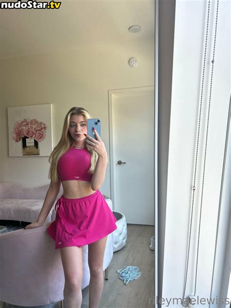 life of riley rileymaetwo nude onlyfans photo 35 nudostar tv