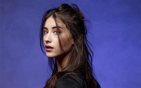 Hazal kaya'nın tam adı leyla hazal kaya'dır. Hazal Kaya'nın Tuba Büyüküstün'ü Savunduğu Tweetleri ...