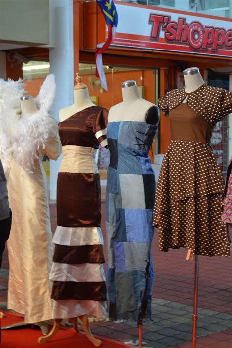 Kursus kolej komuniti yang ditawarkan mengikut negeri. MELAKA BATIK HOUSE by NOOR ARFA: PERTUNJUKAN FESYEN KOLEJ ...