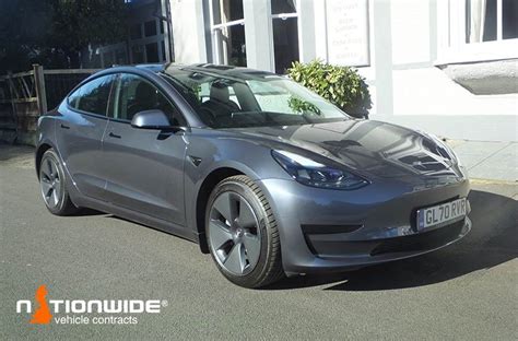 Tesla model 3 lease