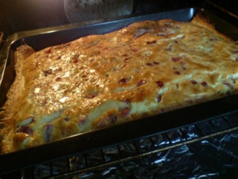 Check spelling or type a new query. Quiche Lorraine mit Blätterteig - Rezept - kochbar.de