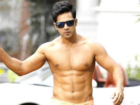 wow varun dhawan did something amazing on public demand tap to find what popular and funny