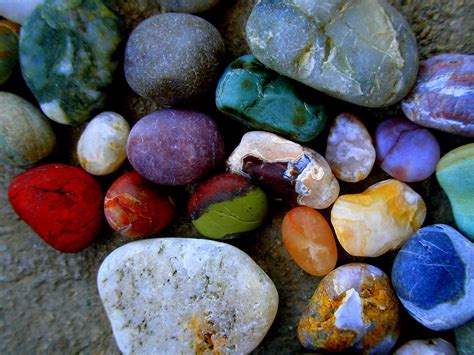 Gemstones Semiprecious Stones Found On Moonstone Beach Chase Clark