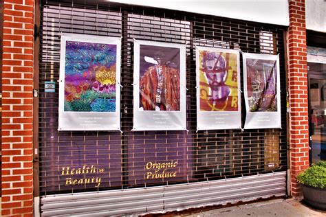 Outdoor Art Exhibition In Queens Brings Hope To Community Amnewyork