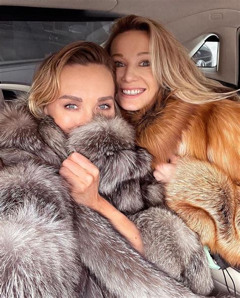 daria madame woman in car fur coat fashion fox fur coat fur coats furry girls instagram