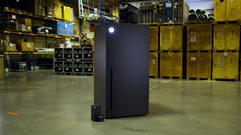 Instead, as promised, it's making an xbox mini fridge. Xbox and Snoop Dogg Unveil the Xbox Series X Fridge | GIZORAMA