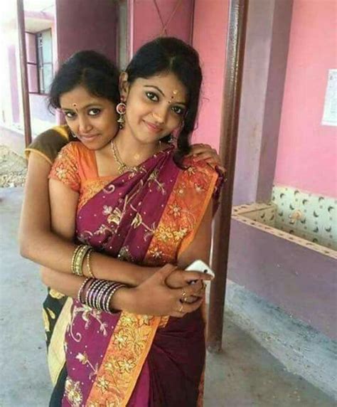 Two Sister Beautiful Girl In India Indian Beauty Saree Asian Beauty Girl
