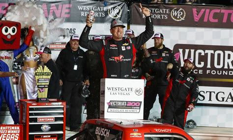 Kyle Busch Dominates For Truck Series Win At Las Vegas The Podium Finish