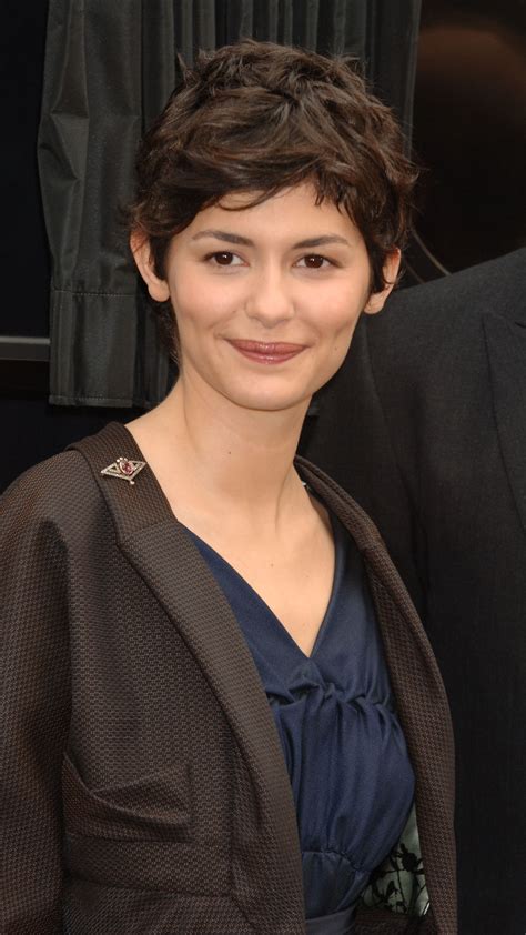 Audrey Tautou Short Thick Wavy Haircuts Short Curly Weave Hairstyles