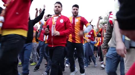 Uk Galatasaray Fans Say Fuck You Arsenal Ahead Of Champions League