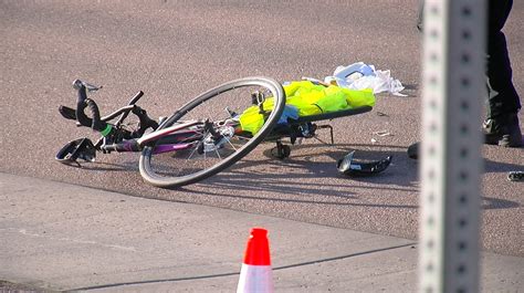 driver charged in death of bicyclist on vindicator dr fox21 news colorado