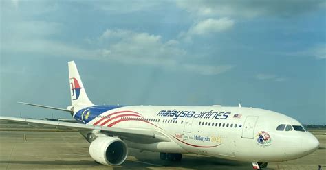 900+ vectors, stock photos & psd files. Malaysia and Thailand back flag carriers' restructurings ...