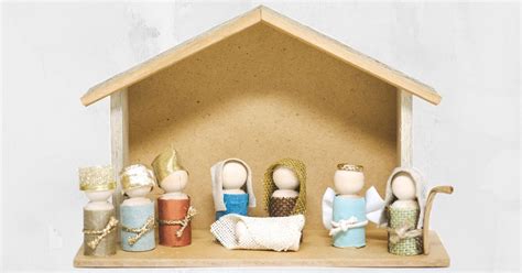 how to make a wooden peg doll nativity set diy nativity peg dolls nativity peg doll