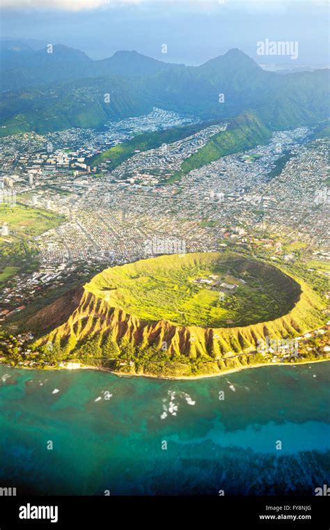 Usa Hawaii Honolulu Waikiki Volcano Diamond Head Stock Photo Alamy
