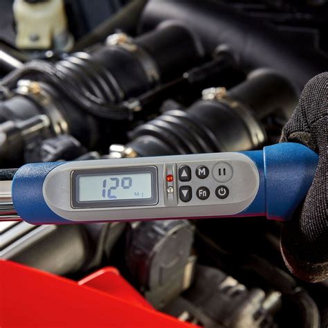 HF Quinn Digital Torque Wrench Comes In 3/8